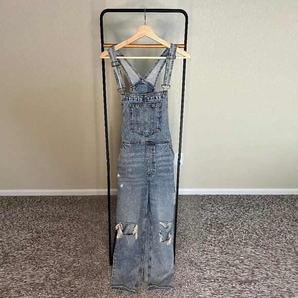 H&M Divided Denim Overall Size 6 - Picture 4 of 11